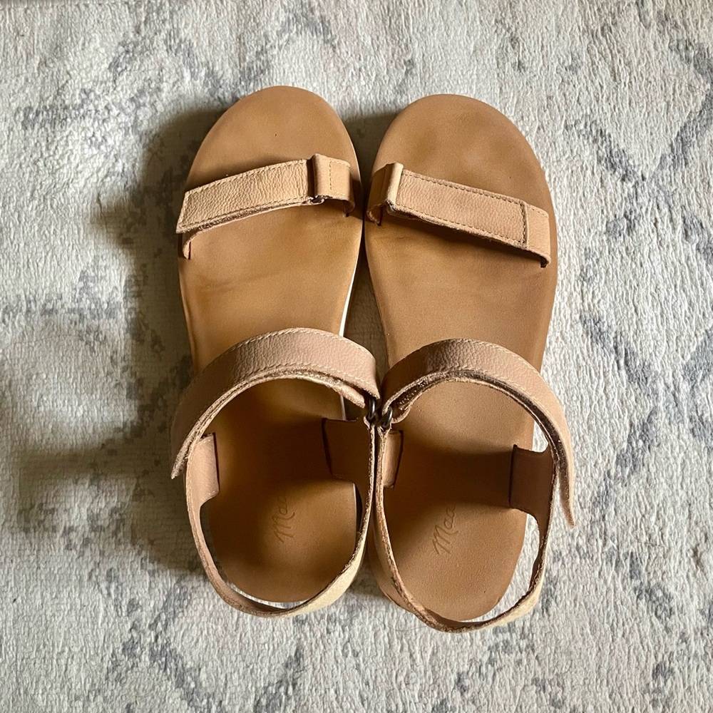 Madewell Maggie leather and Nubuck in colorblock sandal, color Sandstone Multi
